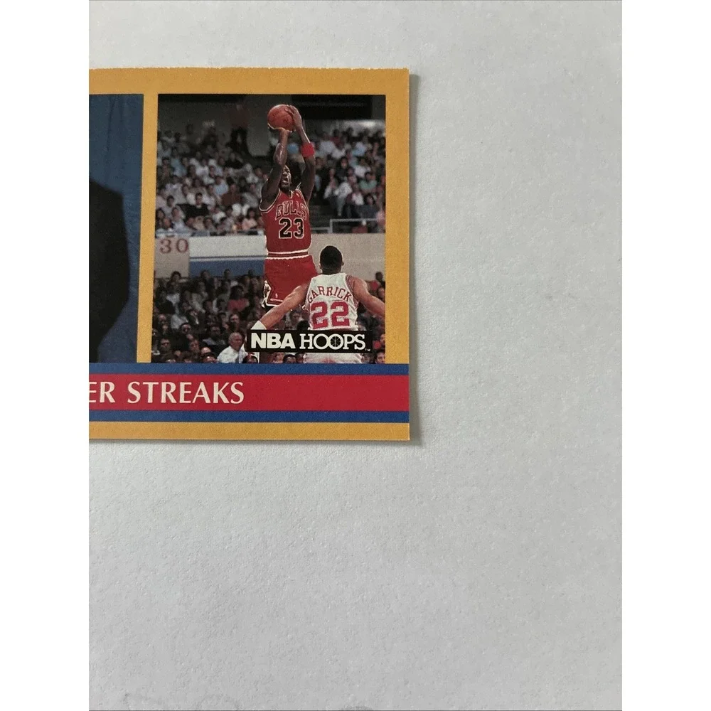 1990-91 NBA‎ Hoops - Inside Stuff Michael Jordan, Magic Johnson #385